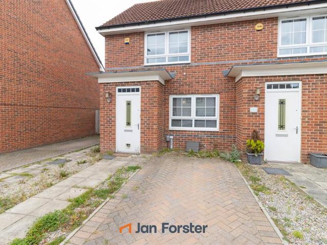 House for sale in Blakelaw, Tyne And Wear