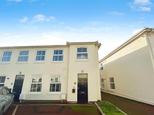 House for sale in Alderminster, Warwickshire