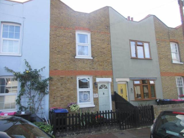 House for sale in Alton Barnes, Essex