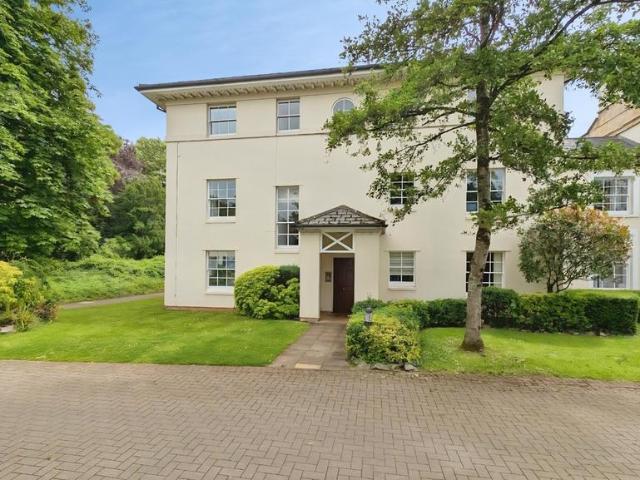 Flat for sale in Yate Rocks, Yate