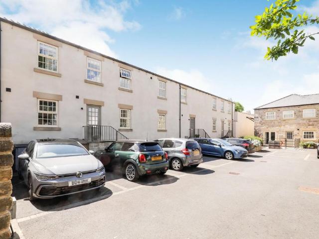 House for sale in High Harrogate, Harrogate