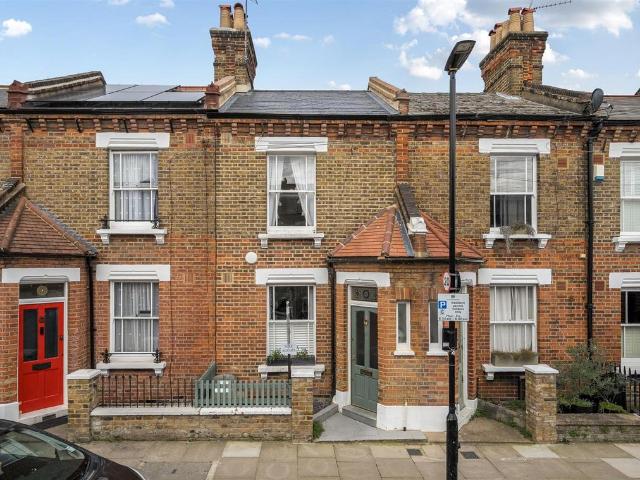 House for sale in Kensal Town, Greater London