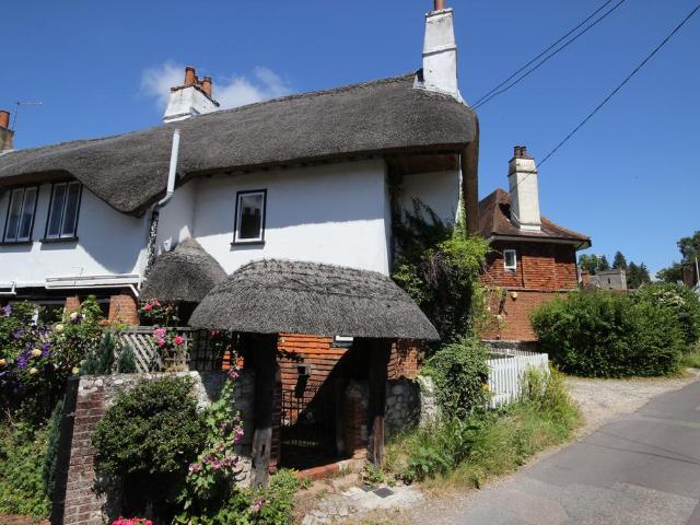 House for sale in Bolton Low Houses, Hampshire