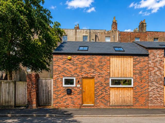House for sale in Montpellier, Golden Valley