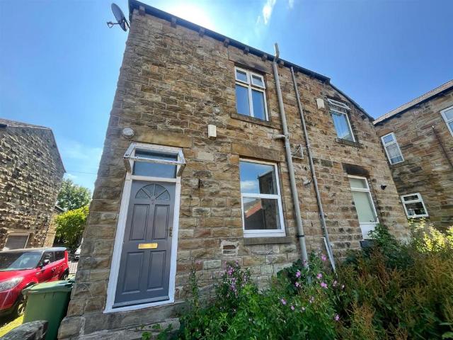 House for sale in Batley, West Yorkshire