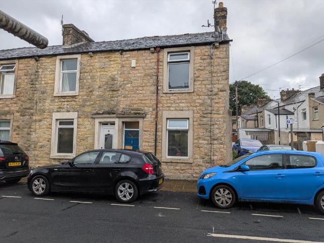 House for sale in Skerton, Bare