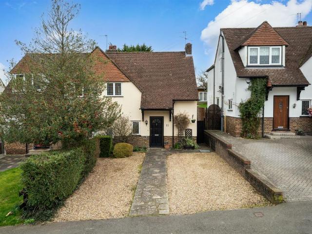 House for sale in Watford Rural, Batchworth