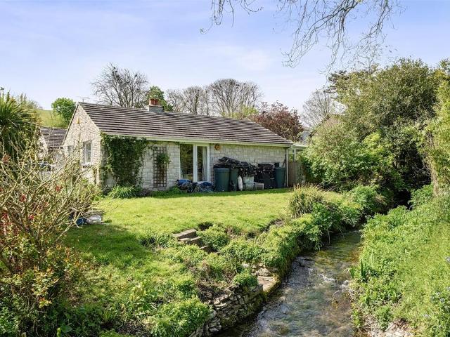House for sale in Martinstown, East Dorset