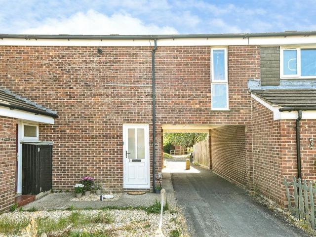 House for sale in Saxon Fields, Barton Stacey