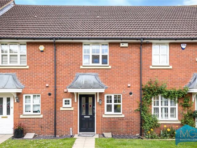 House for sale in West Finchley, Greater London