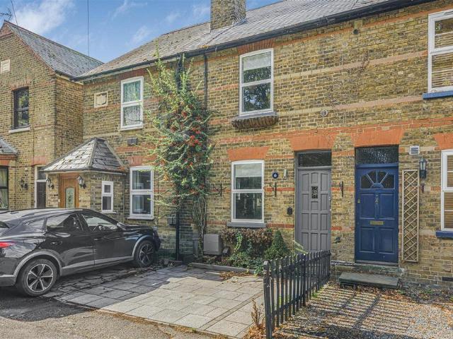 House for sale in Datchet