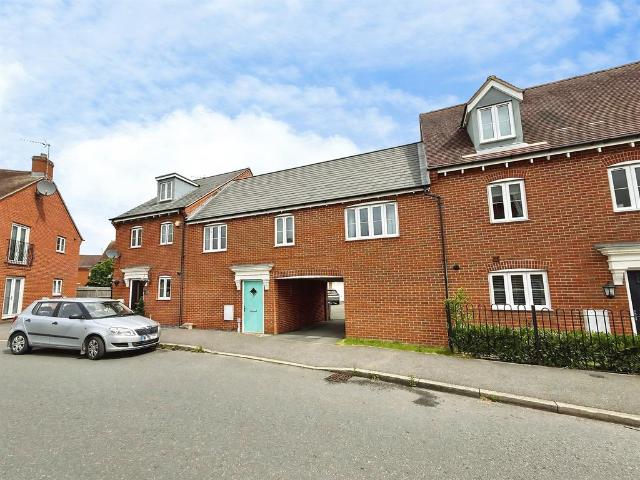 House for sale in Buckingham Park, Buckinghamshire