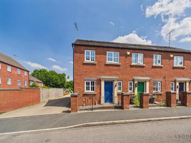 House for sale in Beamhurst, Staffordshire
