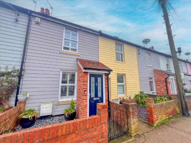 House for sale in Frinton and Walton, Dale Hill