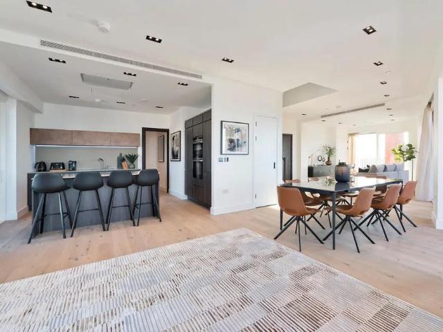 House for sale in London Borough of Lambeth, Greater London