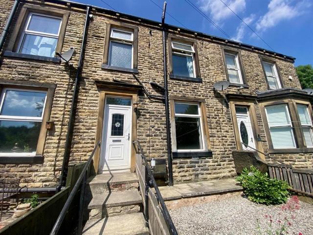 House for sale in Thornhills, Brighouse