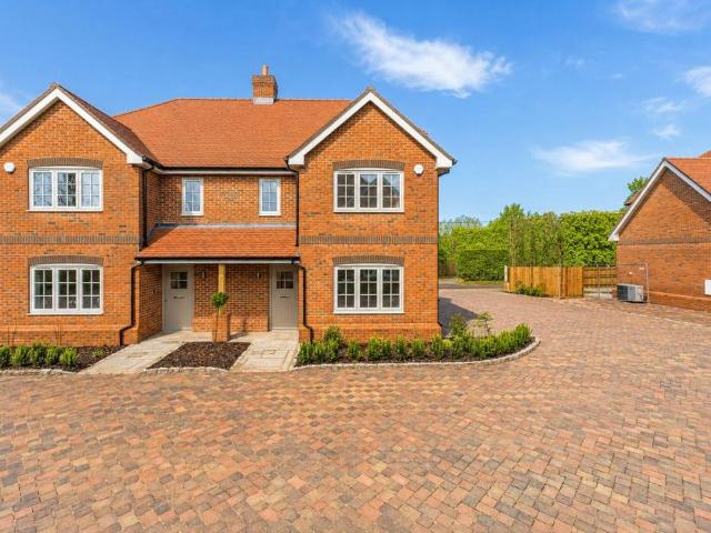 House for sale in Hart, Hampshire