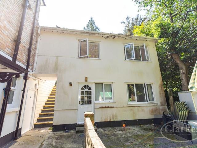 House for sale in West Cliff, Bournemouth