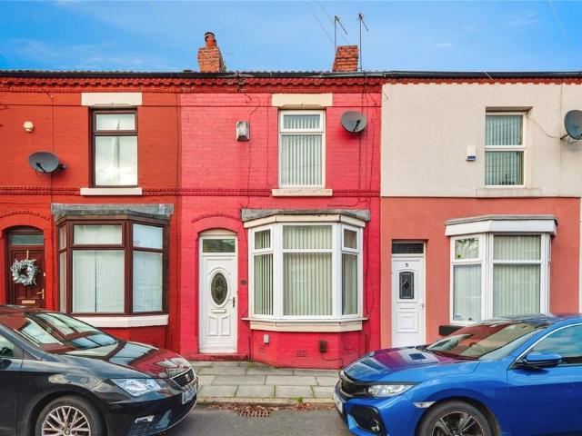 House for sale in Calderstones