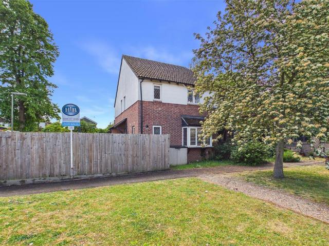 House for sale in Blackhills, Surrey