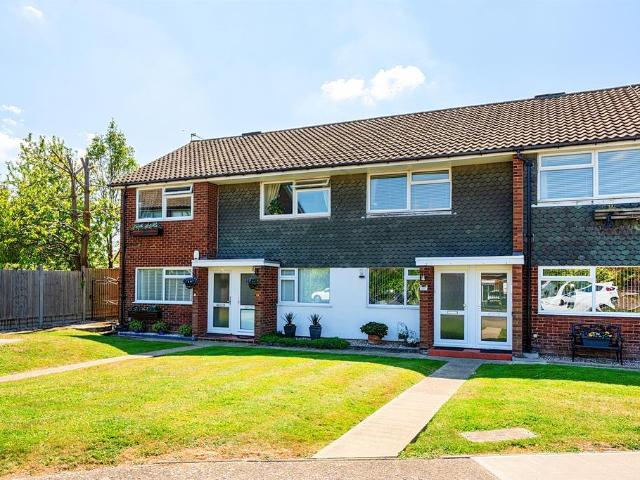 Flat for sale in Greater London