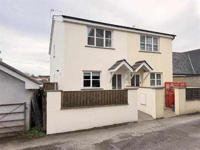House for sale in South Molton, North Devon