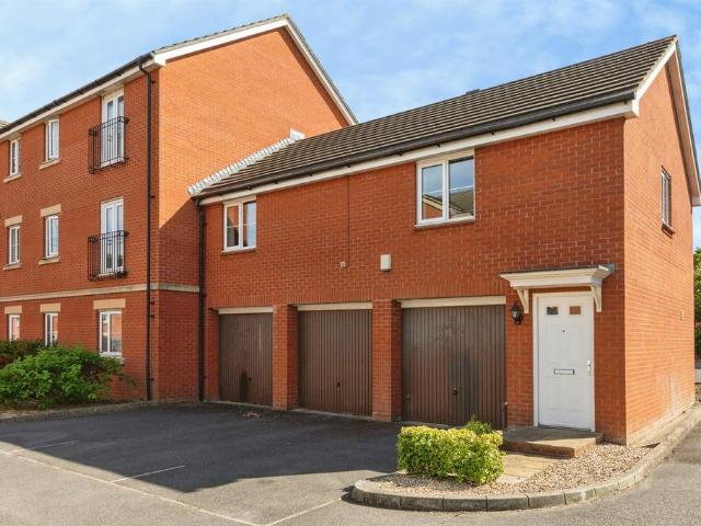 House for sale in Feckenham, City Of Bristol