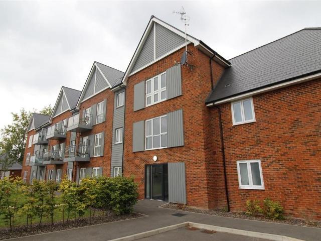 Flat for sale in Herne and Broomfield, The Bridge
