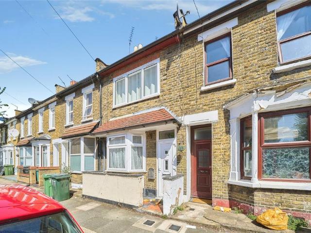 House for sale in Stratford Marsh, Greater London