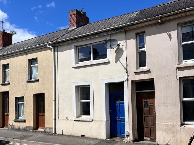 House for sale in Carmarthen, Wales