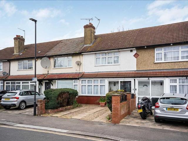 House for sale in Upper Edmonton, Greater London