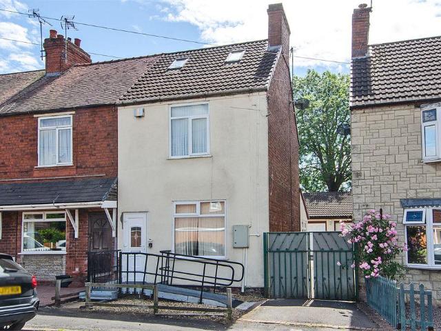 House for sale in Heath Hayes and Wimblebury, Chadsmoor