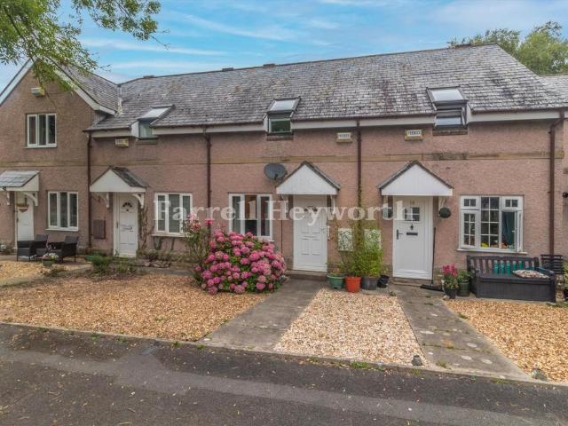 House for sale in Caton, Bare