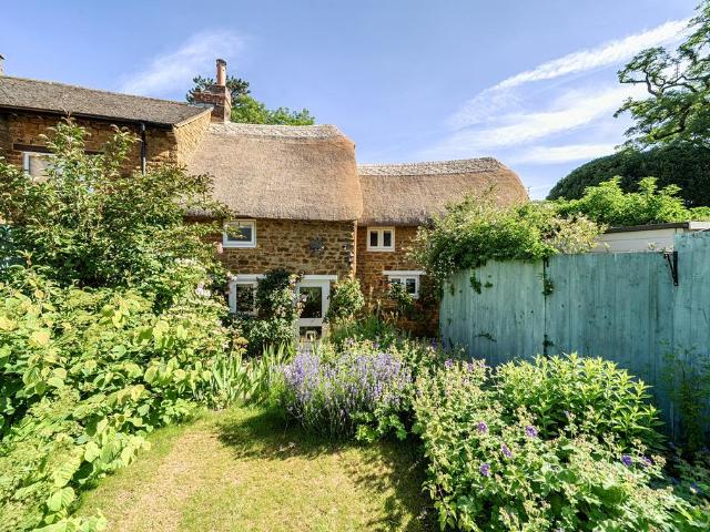 House for sale in Evershot, Oxfordshire
