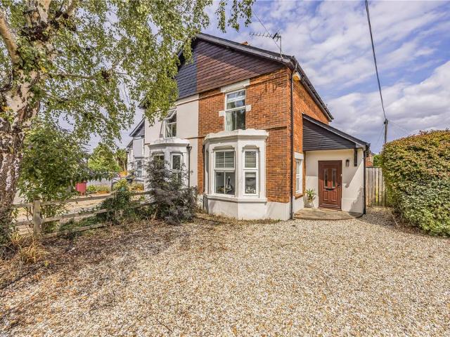 House for sale in Littlecote, West Sussex