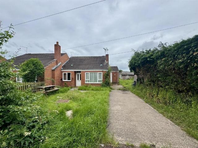 Bungalow for sale in Sandy Bank, Shropshire