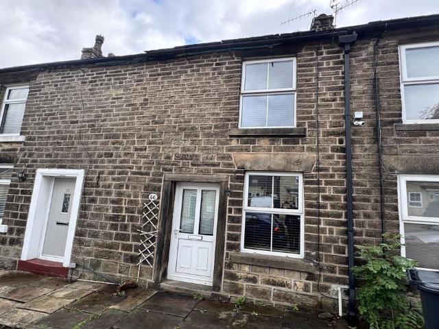House for sale in Wash, Charlesworth