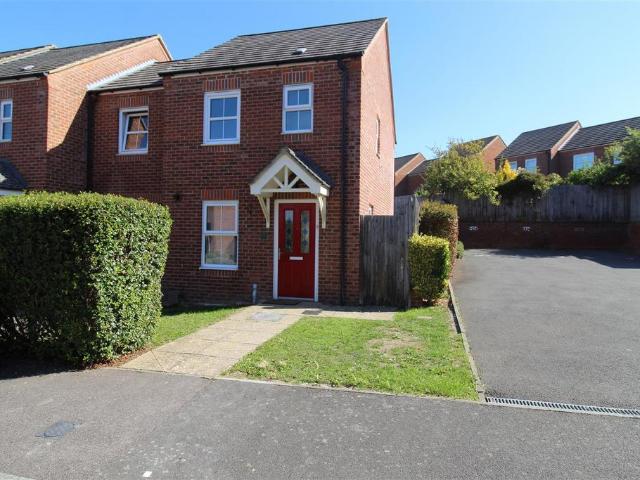 House for sale in Talmead, The Bridge