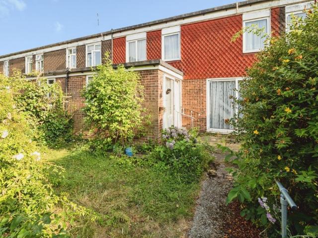 House for sale in Greater London