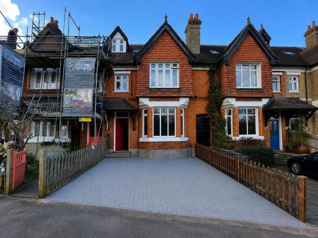 House for sale in London Borough of Croydon, Greater London