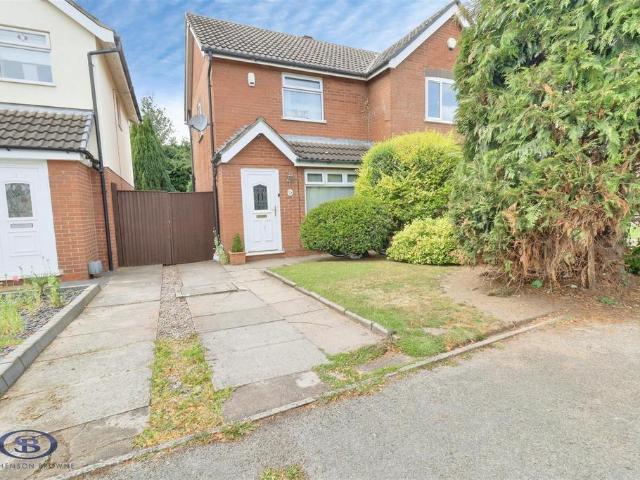 House for sale in Leighton, Hammond Street