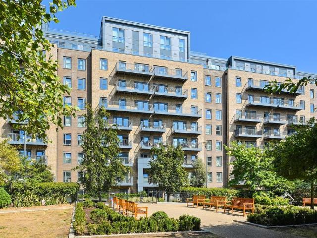 House for sale in Colindale, Greater London