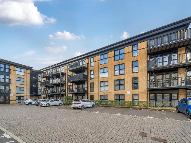 House for sale in Pin Green Industrial Area, Shephall