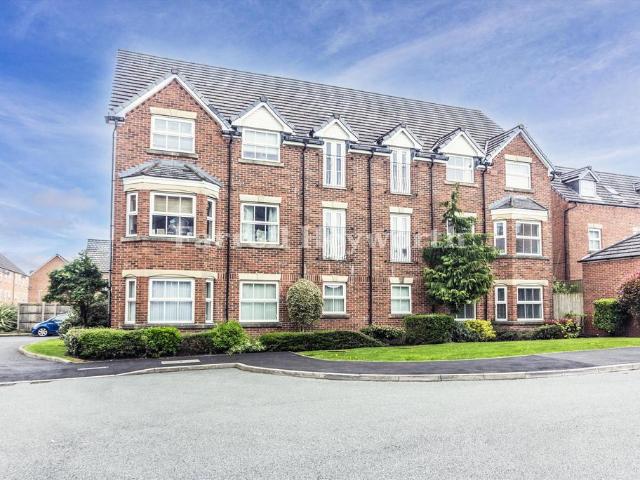 Flat for sale in Golden Hill, Firbank