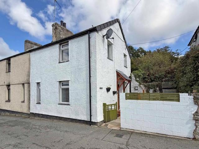 House for sale in Llanerchymedd, Wales