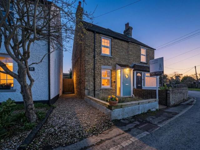House for sale in Herne and Broomfield, The Bridge