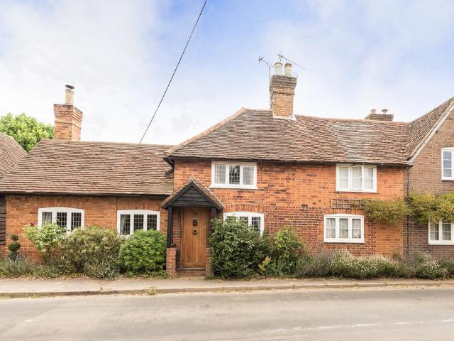 House for sale in Hogpits Bottom, Pouchen End
