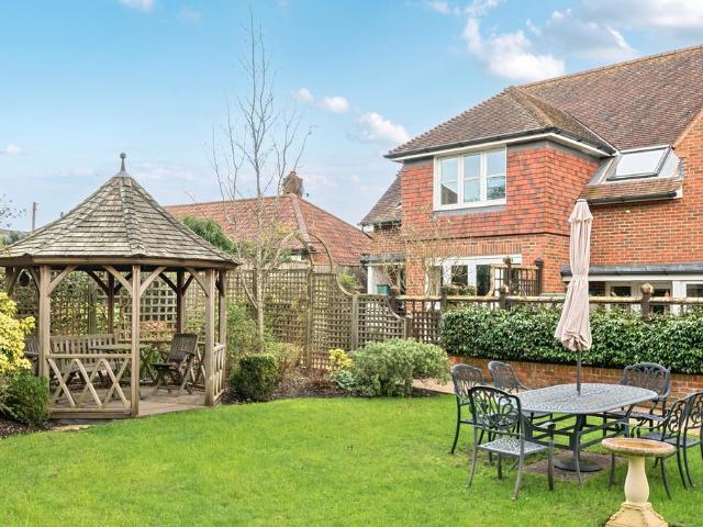 House for sale in Beaconsfield, Penn Bottom