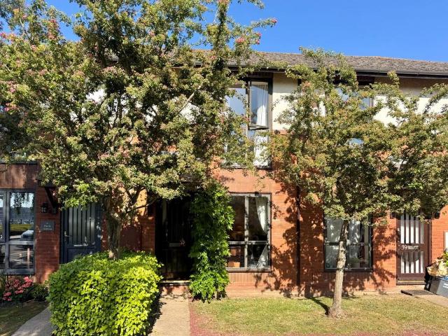 House for sale in Penarth Marina, Penarth