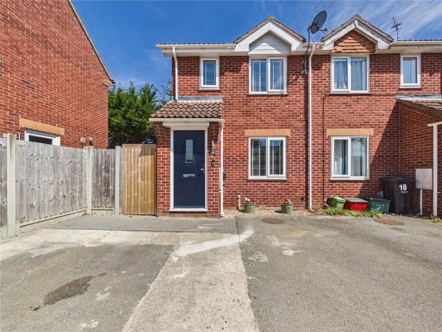 House for sale in Dale Hill, Essex